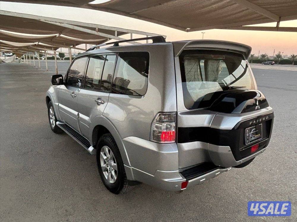 باجيرو فئة GLS الفل / موديل 2019 / شرط الفحص / صبغ الوكالة6