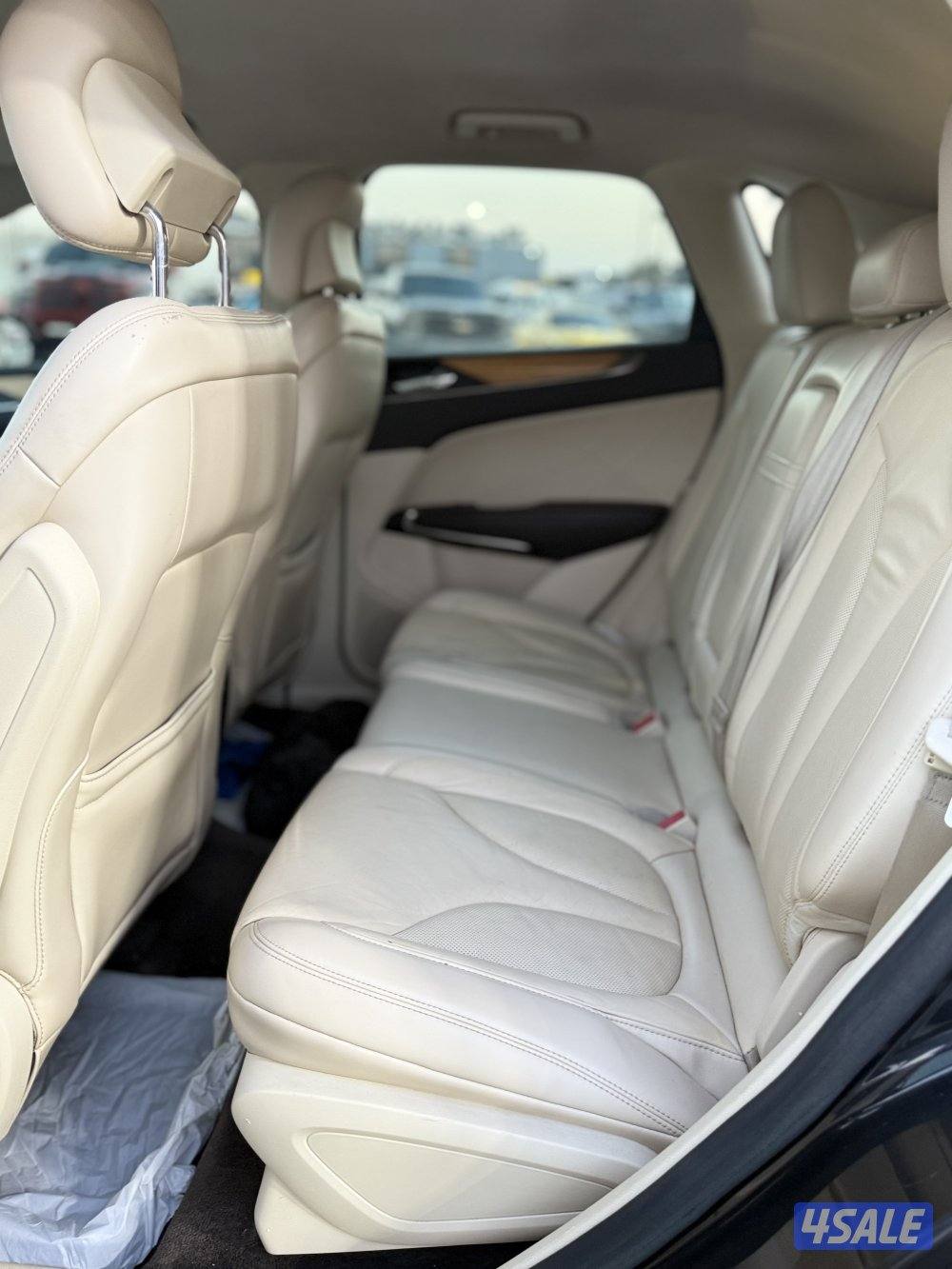 لنكون - MKC موديل 20162