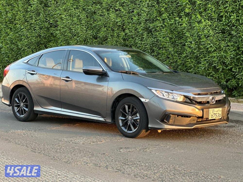 للبيع هوندا سيفيك 20203