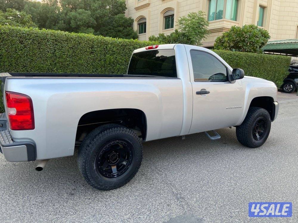 منطقه السره ق1موديل 2012 الغانم نوع LT عداد 229.000  km نظيف5