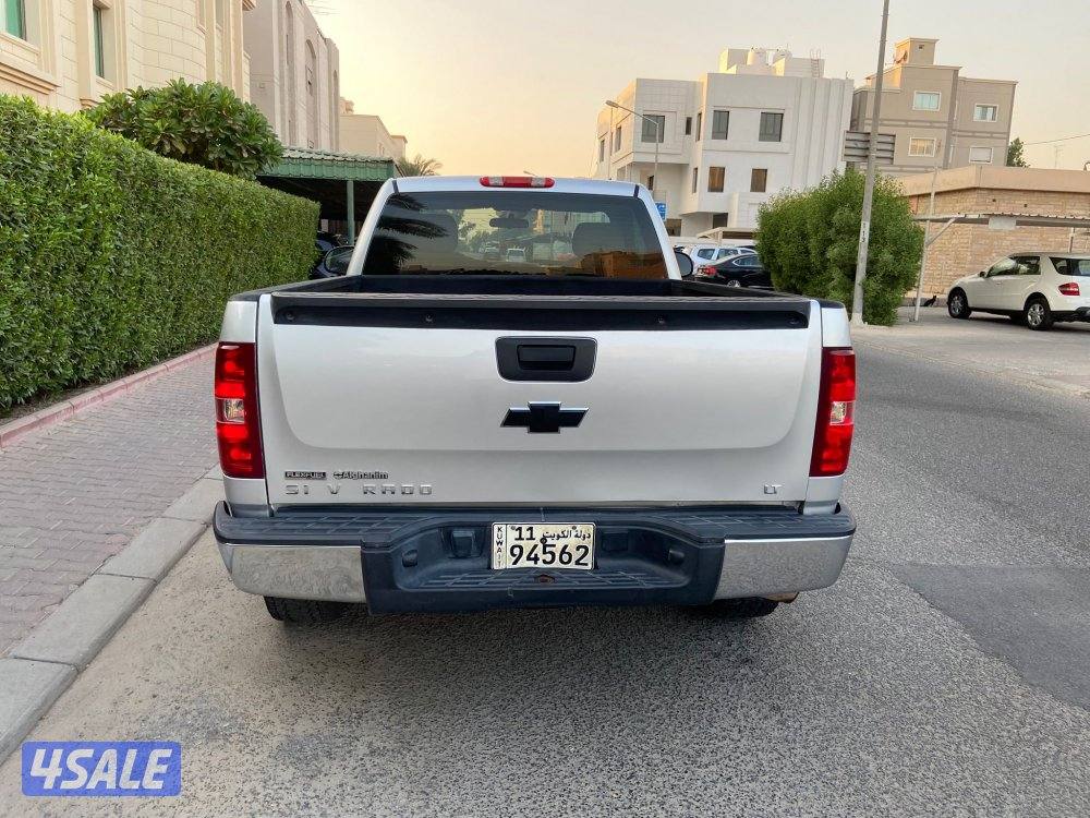 منطقه السره ق1موديل 2012 الغانم نوع LT عداد 229.000  km نظيف6