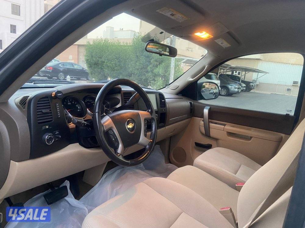 منطقه السره ق1موديل 2012 الغانم نوع LT عداد 229.000  km نظيف11