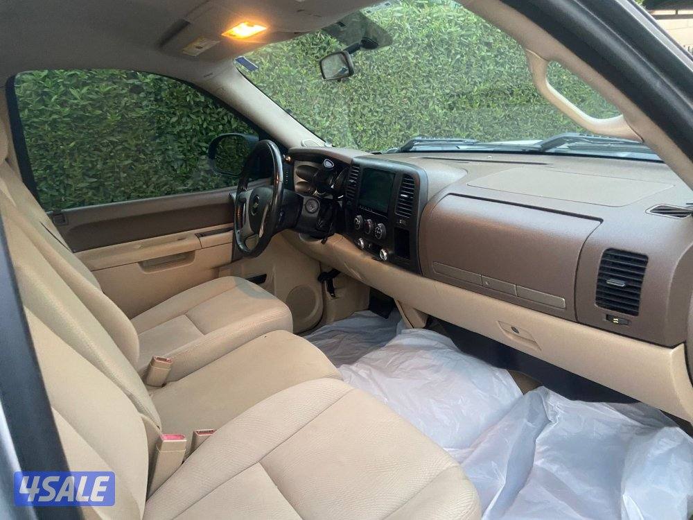 منطقه السره ق1موديل 2012 الغانم نوع LT عداد 229.000  km نظيف10