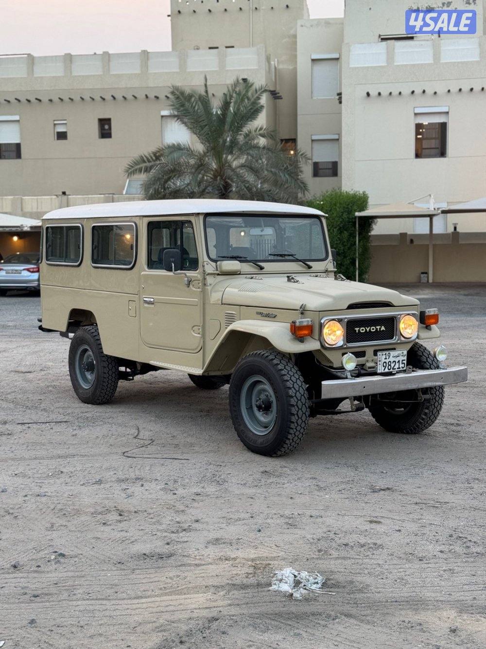 للبيع جيب تويوتا لاندكروزر أف جي ٤٥ موديل ١٩٨٣6