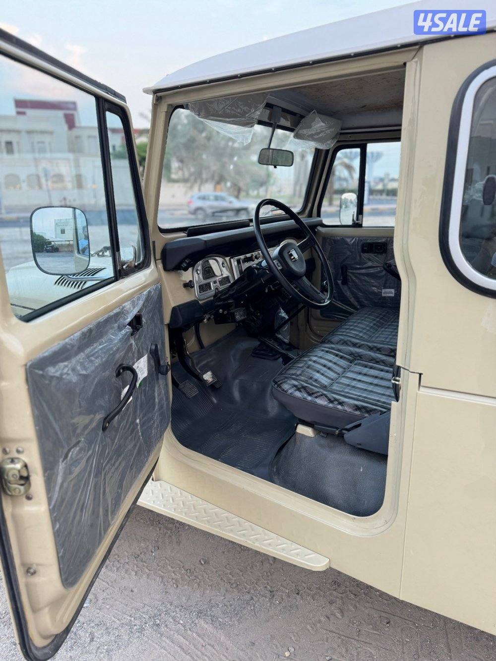 للبيع جيب تويوتا لاندكروزر أف جي ٤٥ موديل ١٩٨٣7