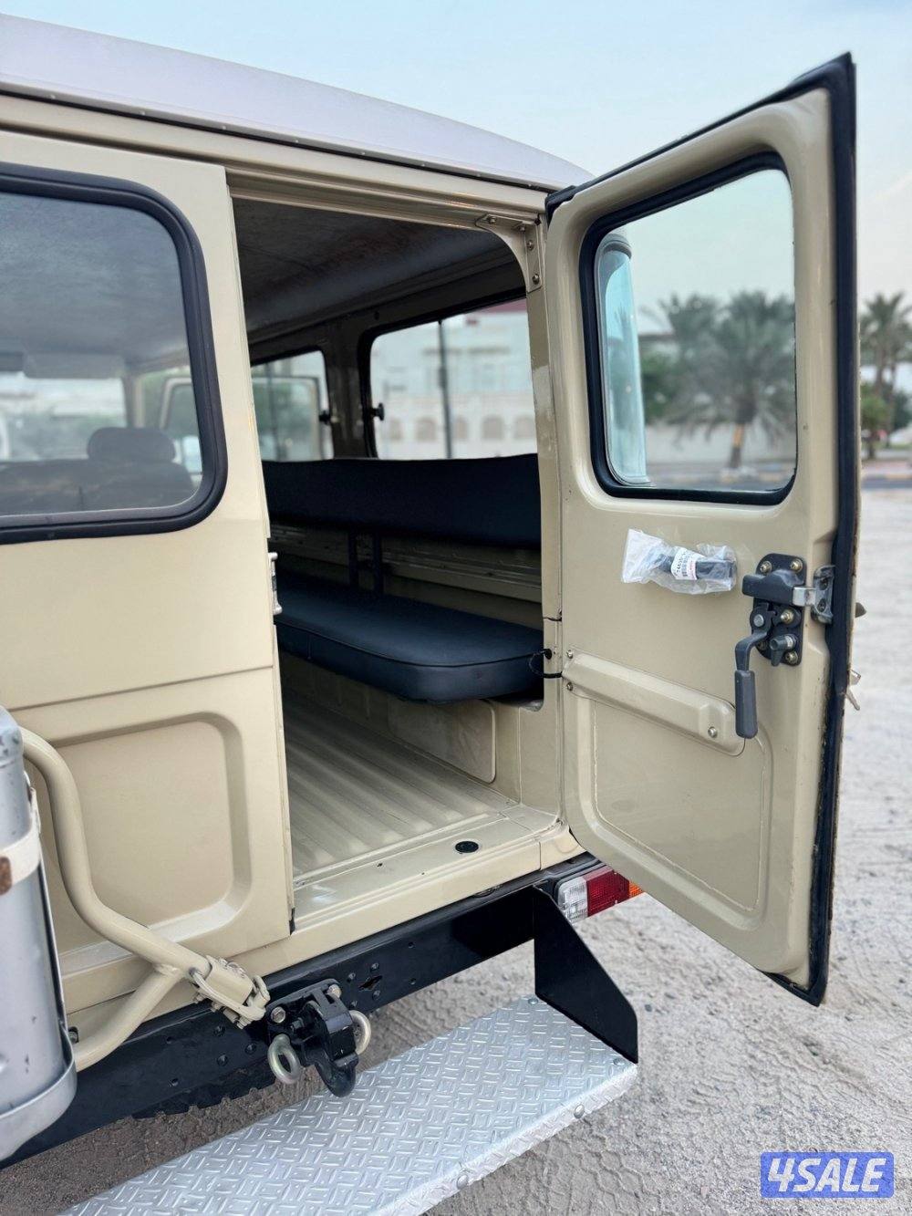 للبيع جيب تويوتا لاندكروزر أف جي ٤٥ موديل ١٩٨٣10