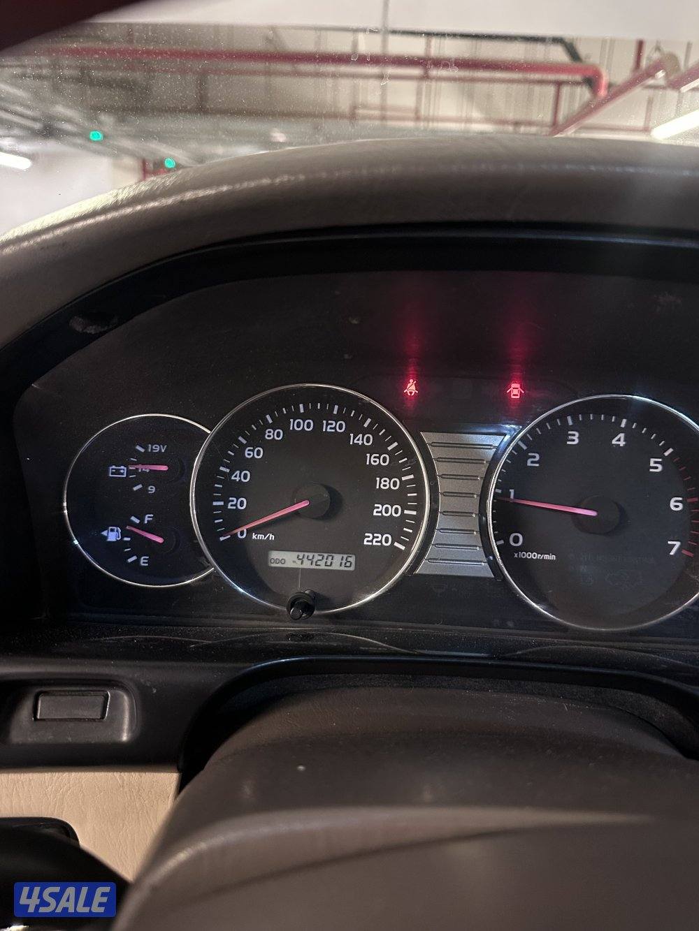 للبيع لاند gxr قير عادي3