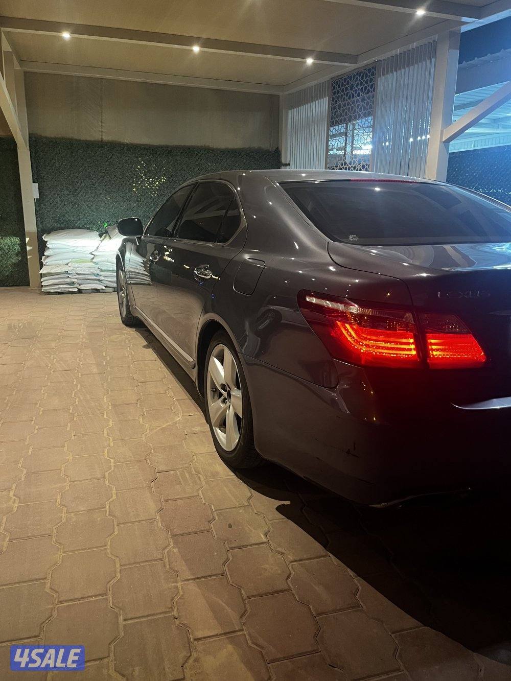 للبيع سياره3