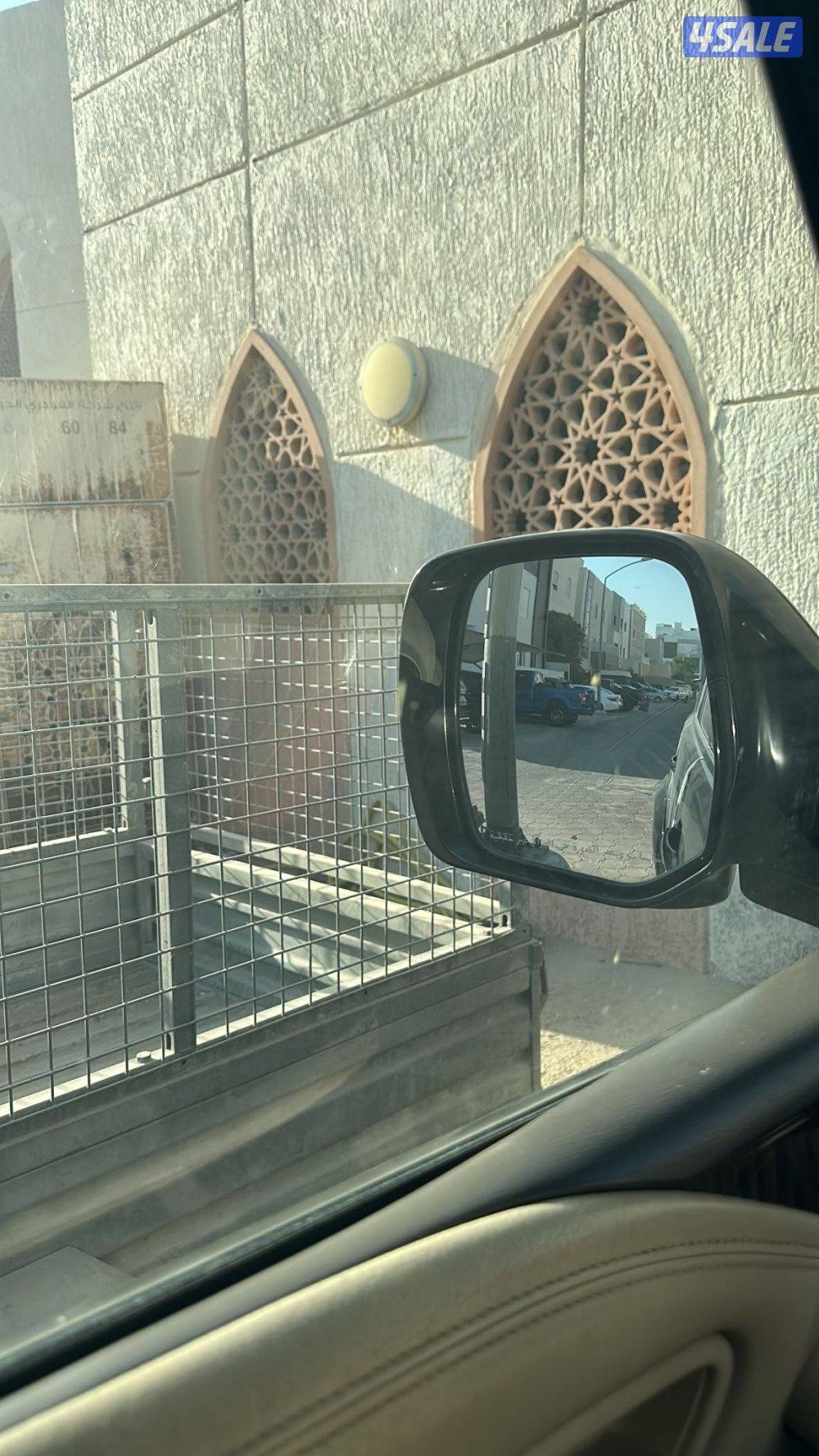 عربانة قلص0