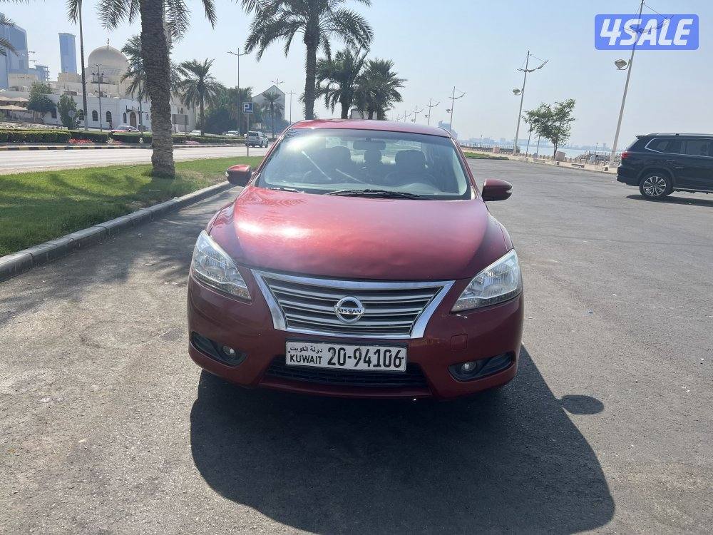 للبيع نيسان سينترا 2013 بحالة جيدة ماشي 162 الف كيلو2