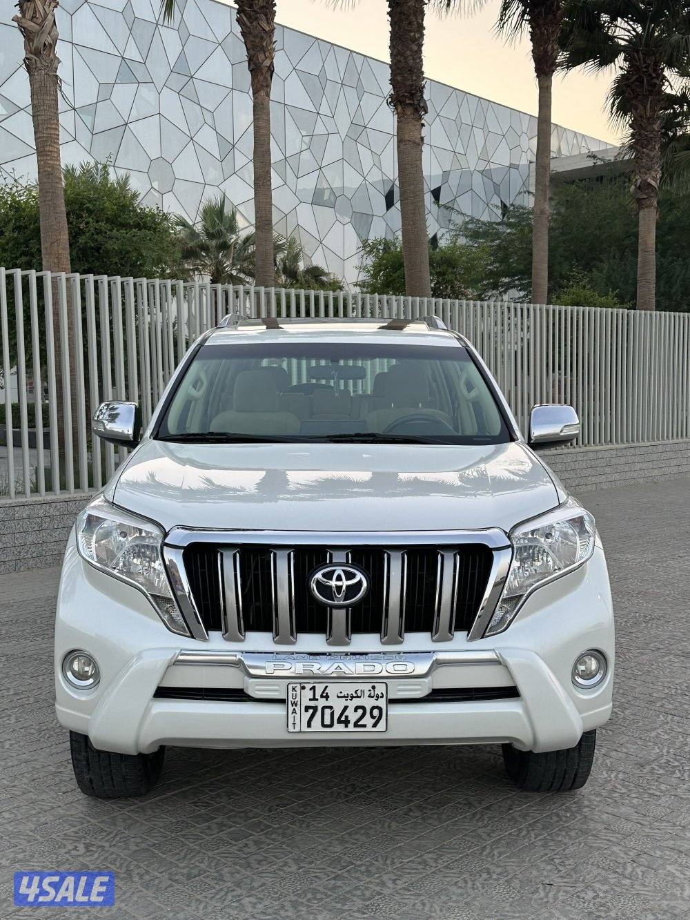 تويوتا برادو TXL موديل 2017- صبغ الوكالة.. فتحة1