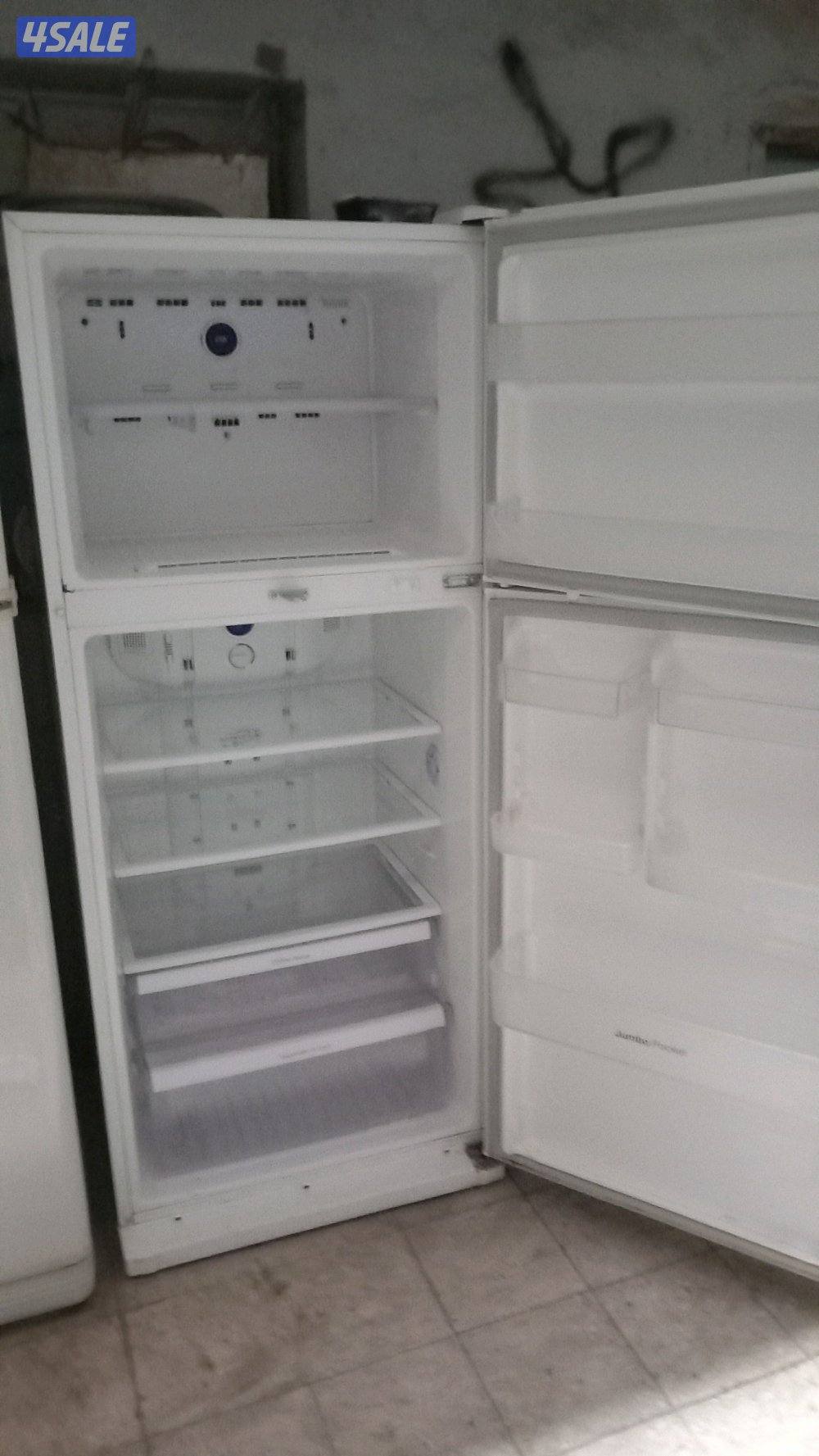 للبيع ثلاجه سامسونج 18 قدم بحاله جيدة جدًا مع الكفاله التواصيل2