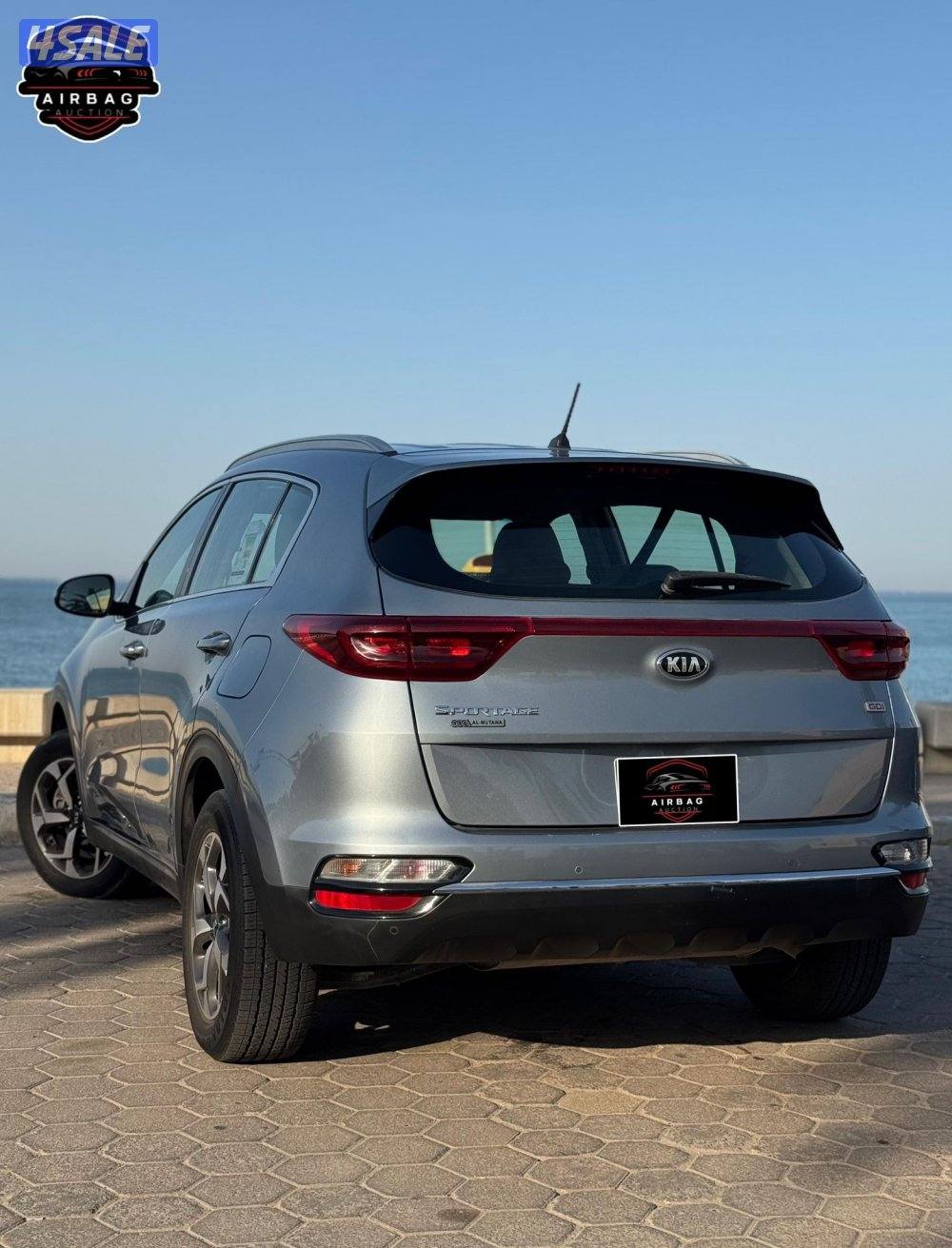 للبيع كيا سبورتاج موديل 2021
4 سلندر 
ماكينه 2400cc
عداد 127 الف5