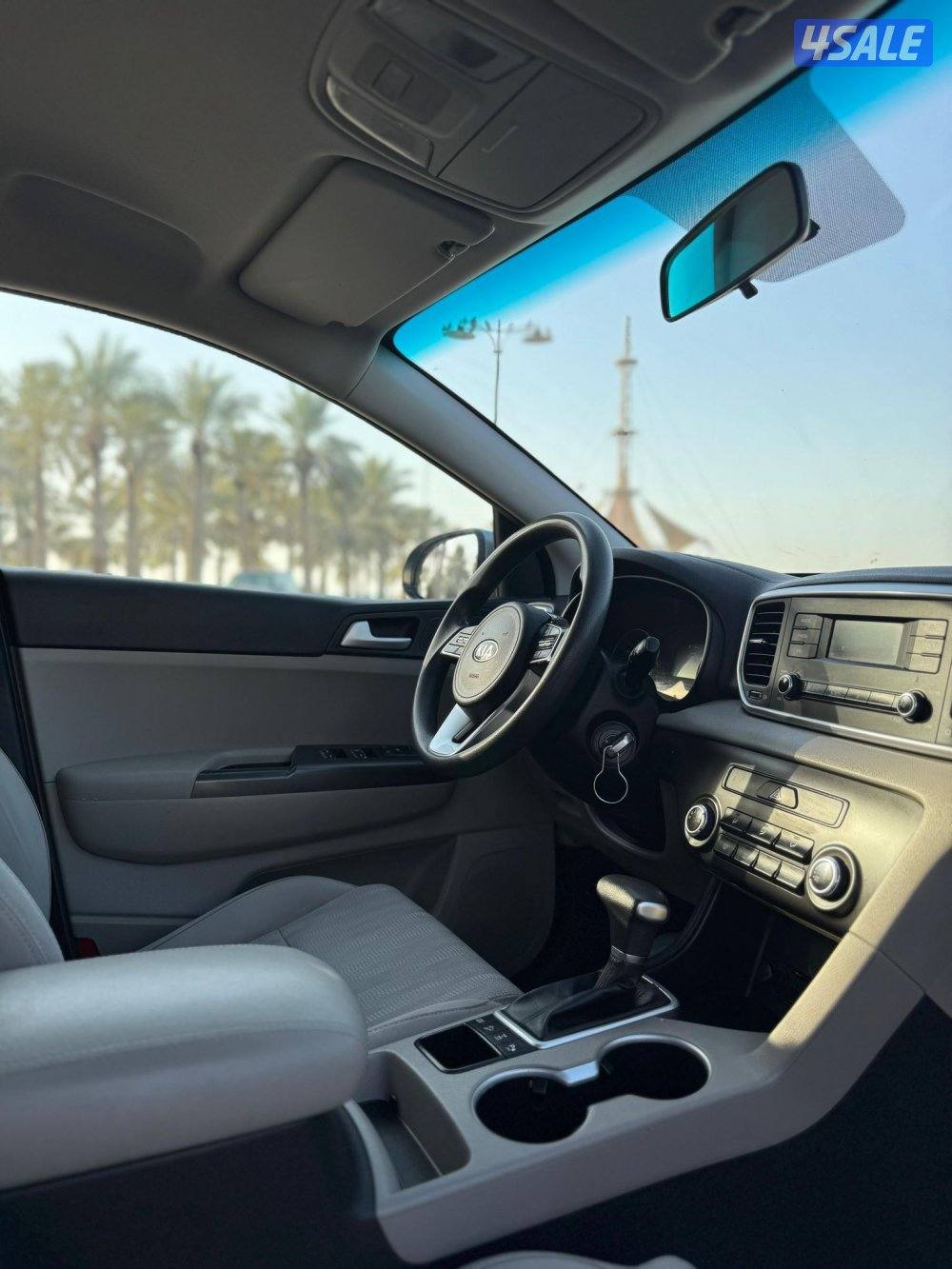 للبيع كيا سبورتاج موديل 2021
4 سلندر 
ماكينه 2400cc
عداد 127 الف10