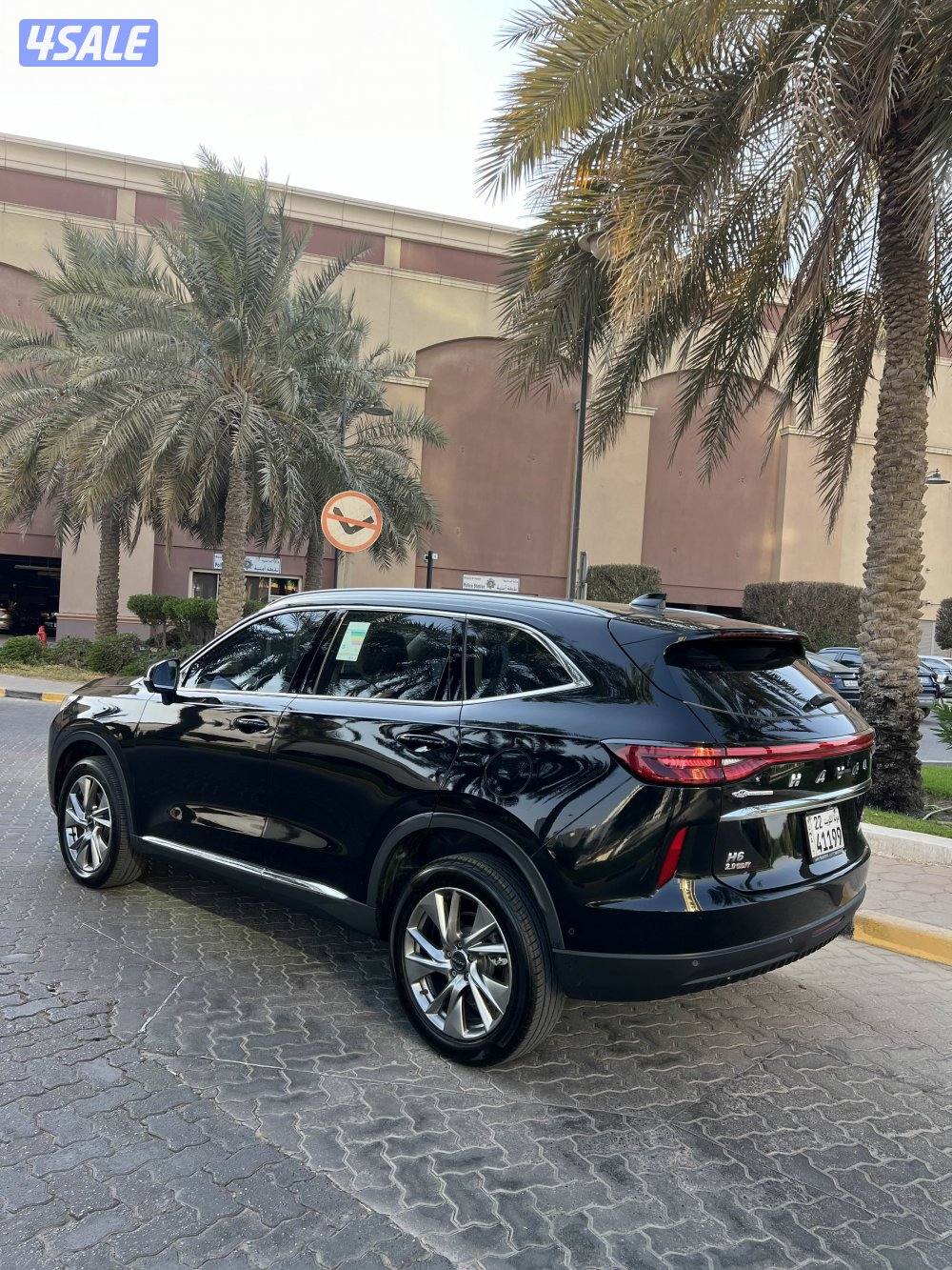 للبيع هافال H6 موديل 2023 لون اسود ملكي ماشي 48 الف كامل المواصفات5