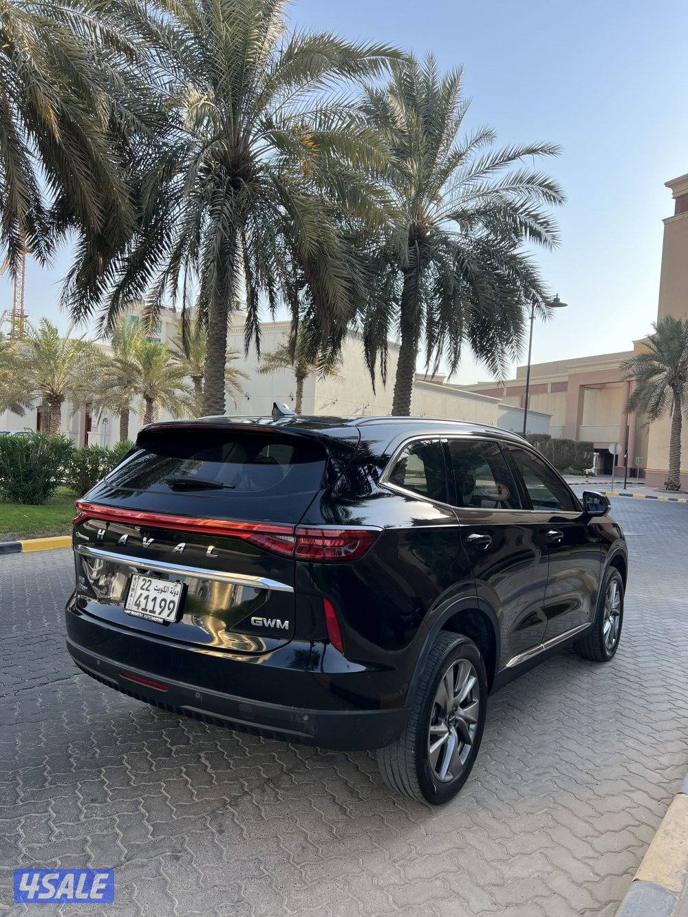 للبيع هافال H6 موديل 2023 لون اسود ملكي ماشي 48 الف كامل المواصفات6