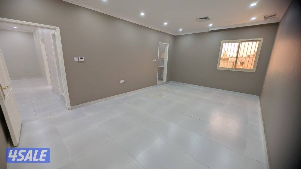 للإيجار شقة في المنقف1