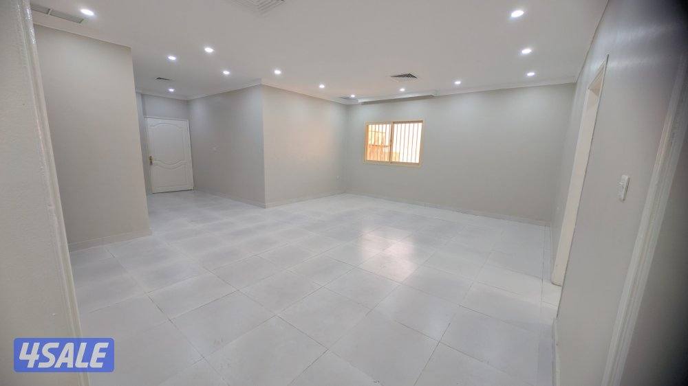 للإيجار شقة في المنقف0