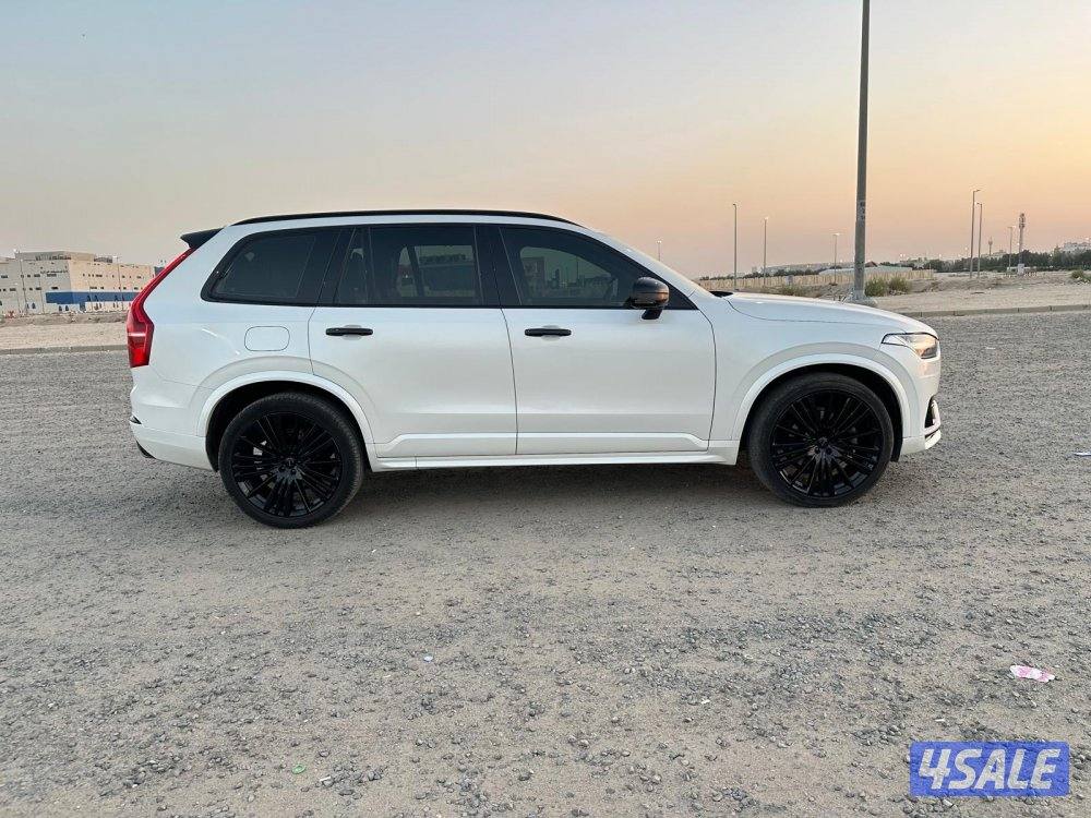 جيب فولفو XC90 موديل ٢٠٢١ بحالة فائقة النظافة2