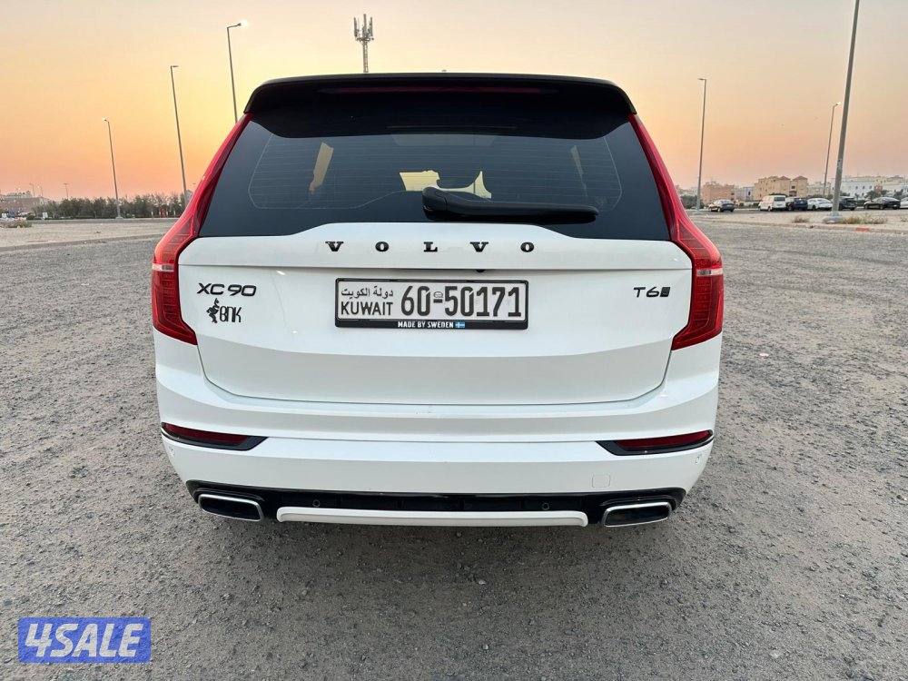 جيب فولفو XC90 موديل ٢٠٢١ بحالة فائقة النظافة5