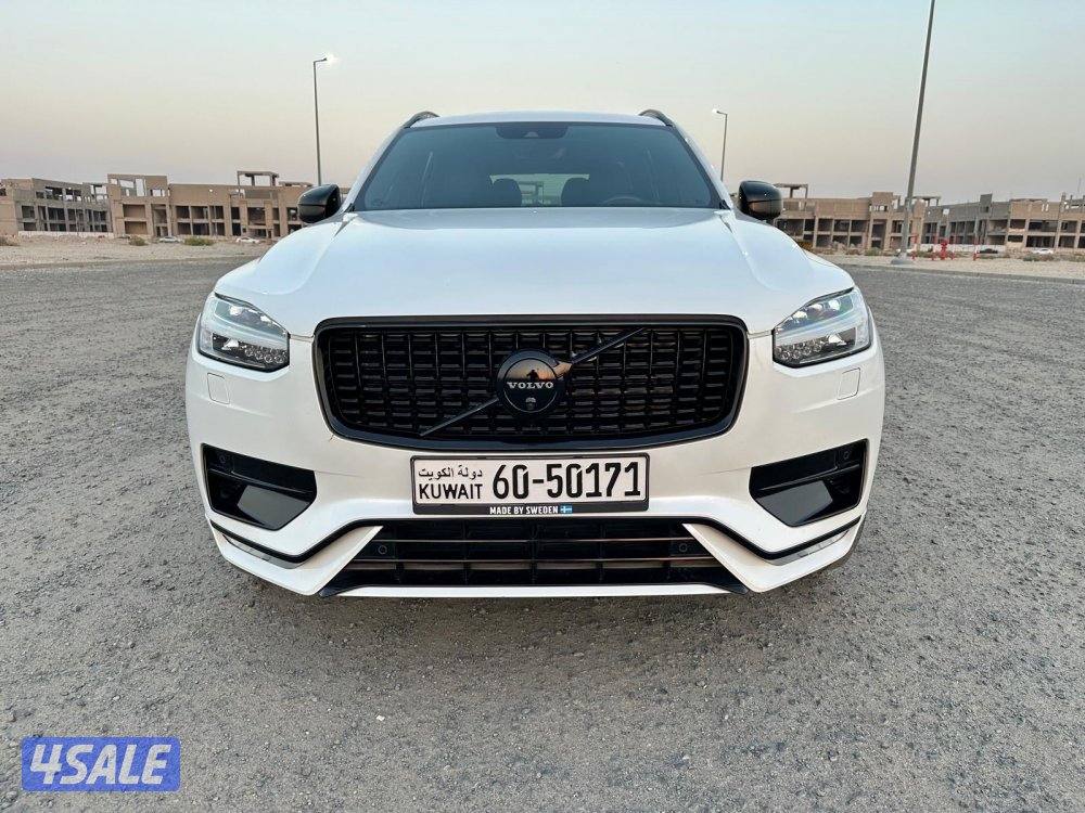 جيب فولفو XC90 موديل ٢٠٢١ بحالة فائقة النظافة10