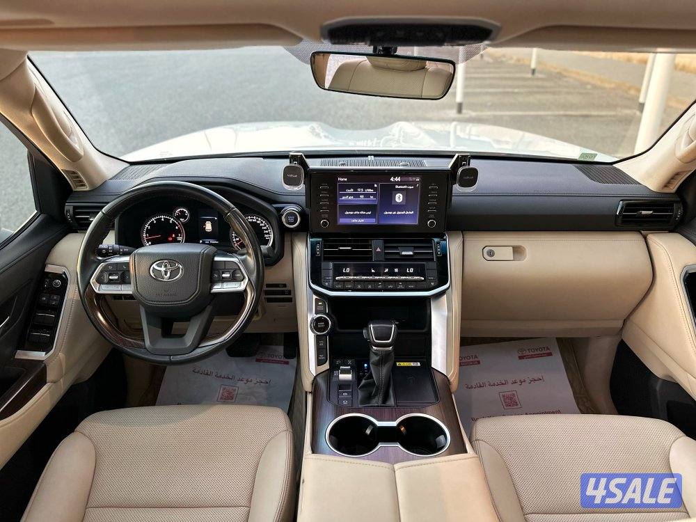 معرض القمة🚩11