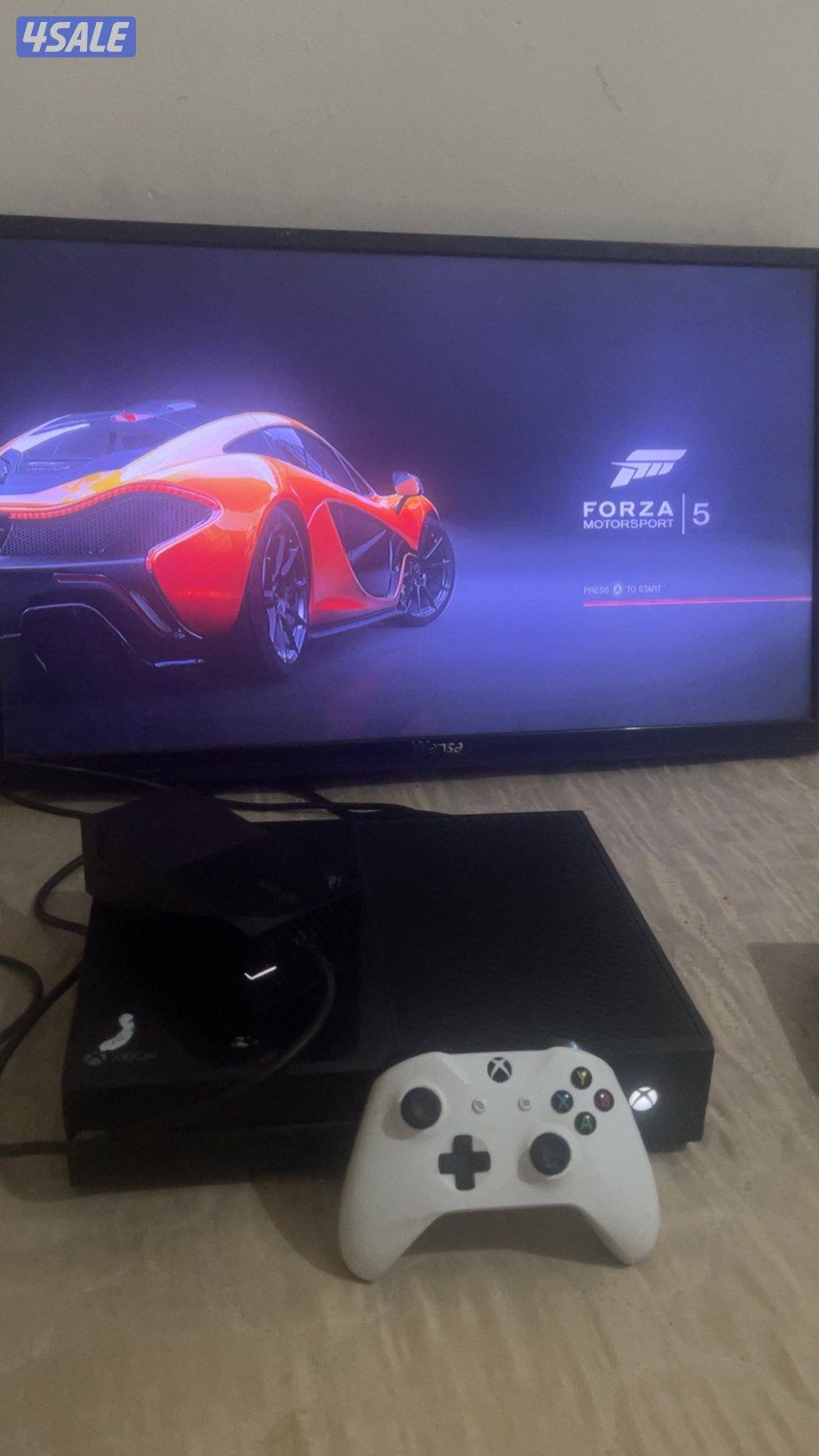 بيعه سرييييعه اكسبوكس نظييييفه مع شريط فورزا1