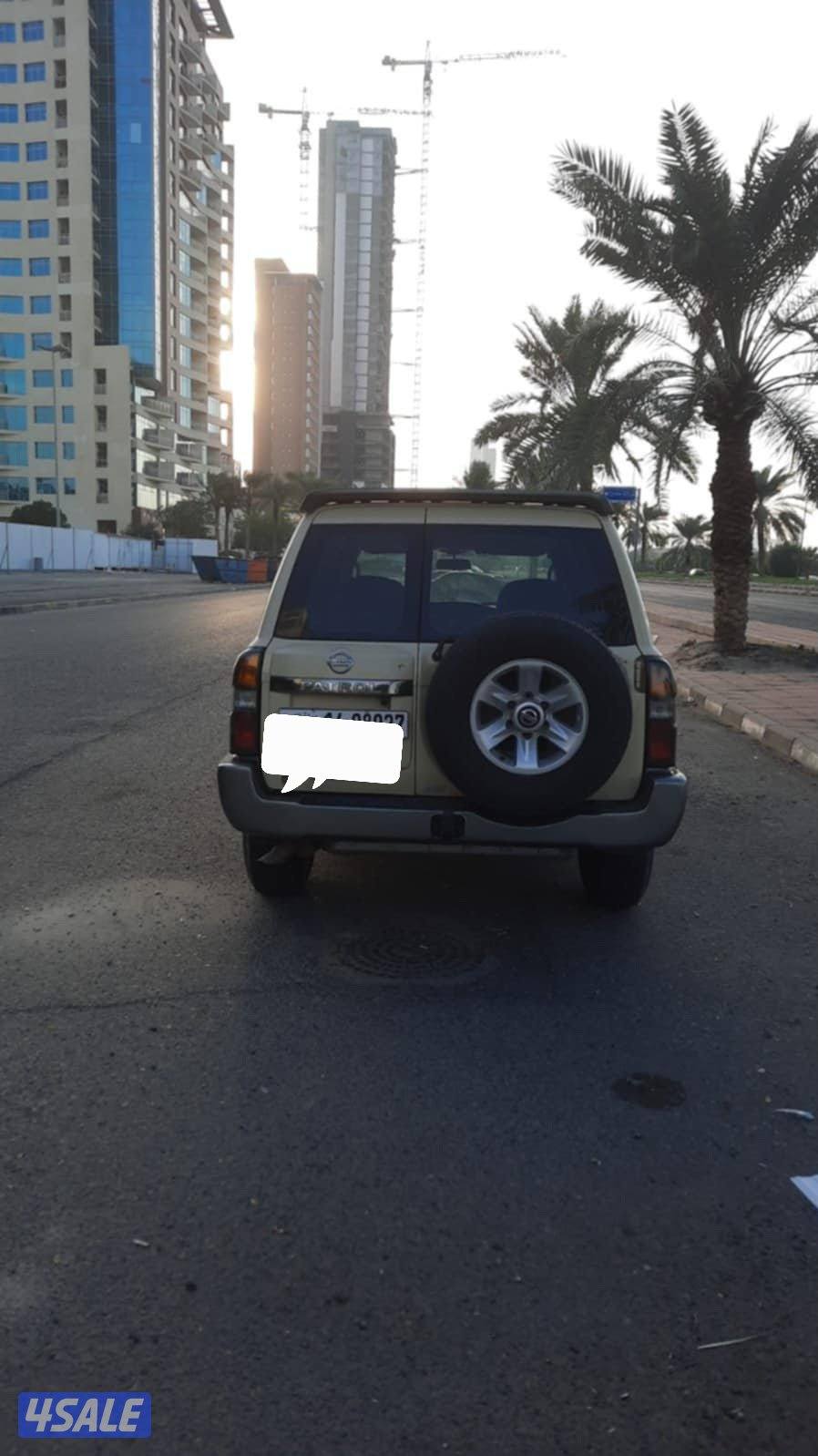 للبيع نيسان باترول فتك قير عادى بحاله ممتازه ماشى ٣٣٤٠٠٠ كم3