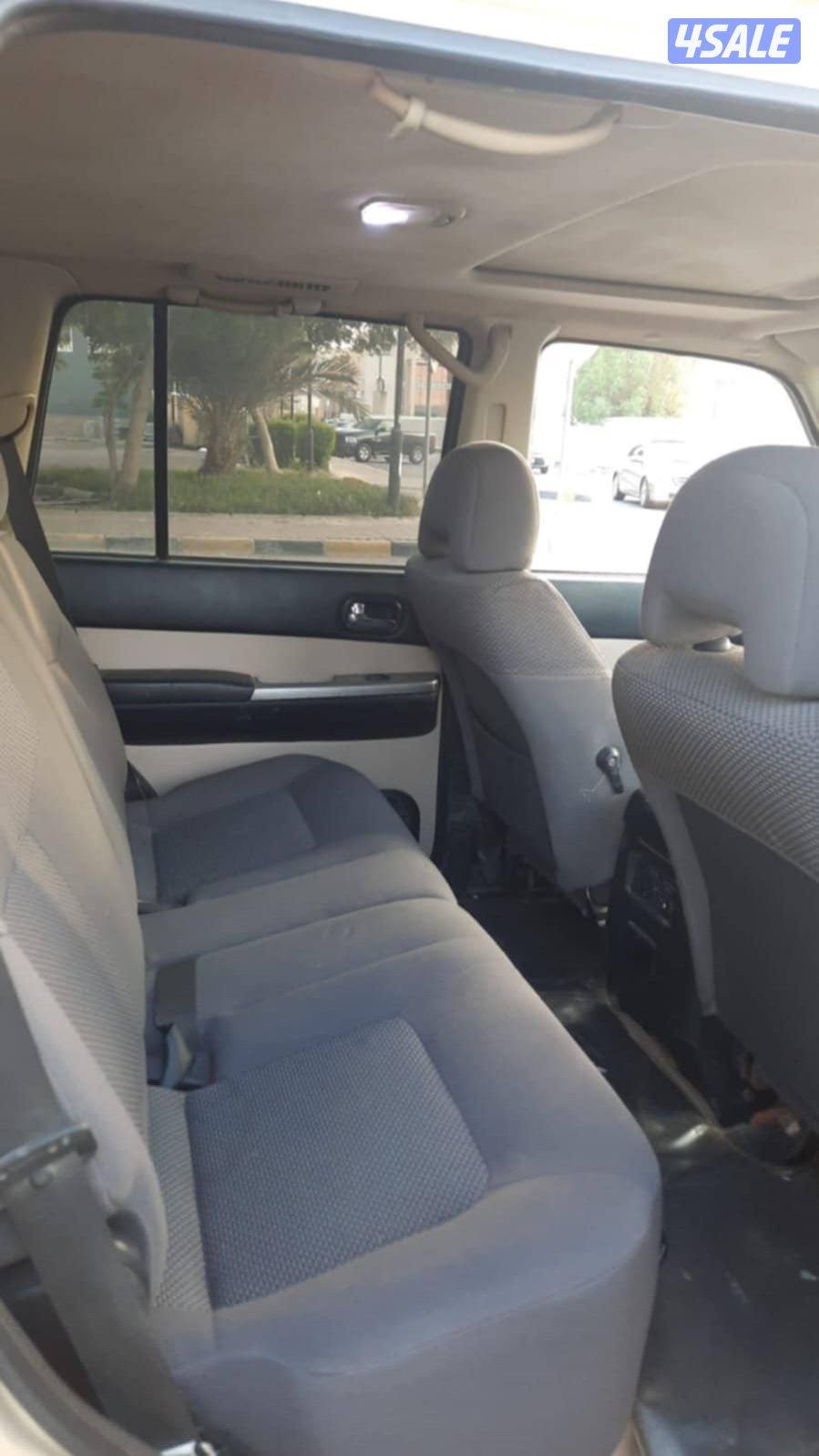 للبيع نيسان باترول فتك قير عادى بحاله ممتازه ماشى ٣٣٤٠٠٠ كم4