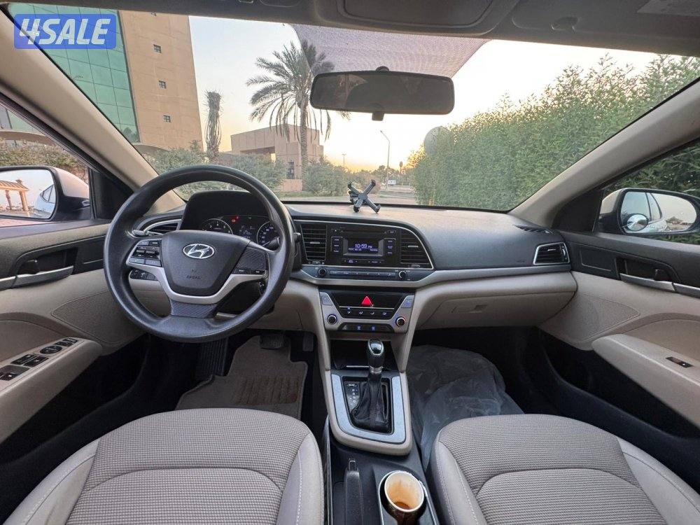 1600 سي سي بحالة ممتازة7