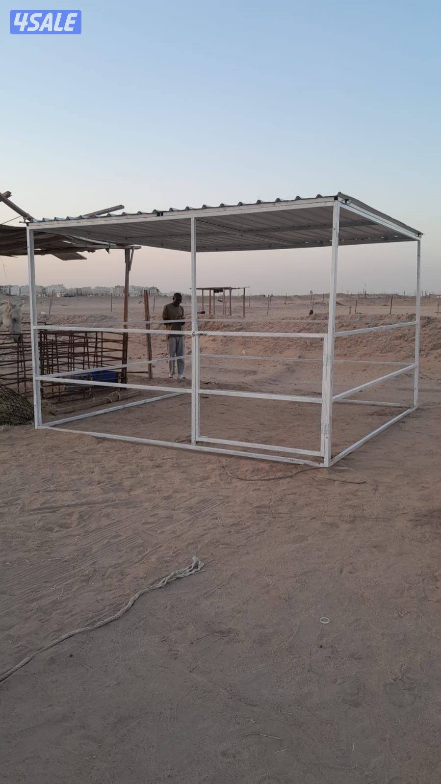 للبيع بناجر خيل صيفيه وشتويه + بواديك ومخازن للعلف وغرف عازل حراره14