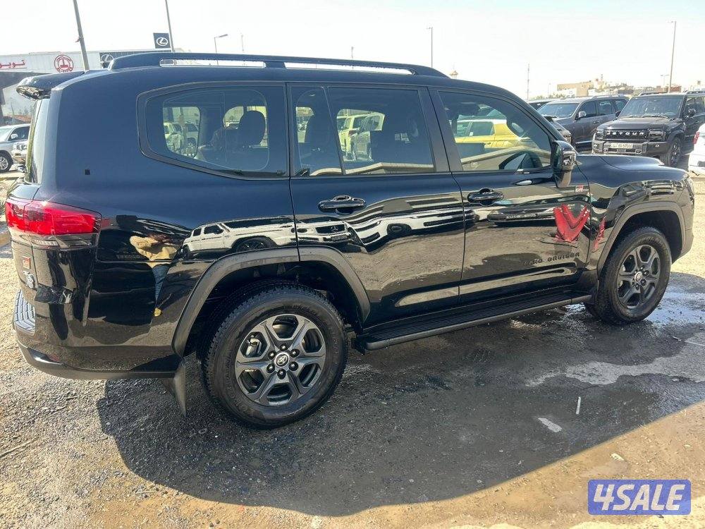 لاند كروزر GR .SPORT   twin turbo .V63