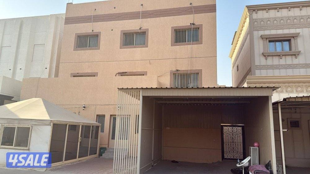 للايجار بيت بأم الهيمان  ثلاث ادوار الاخير شقتين0