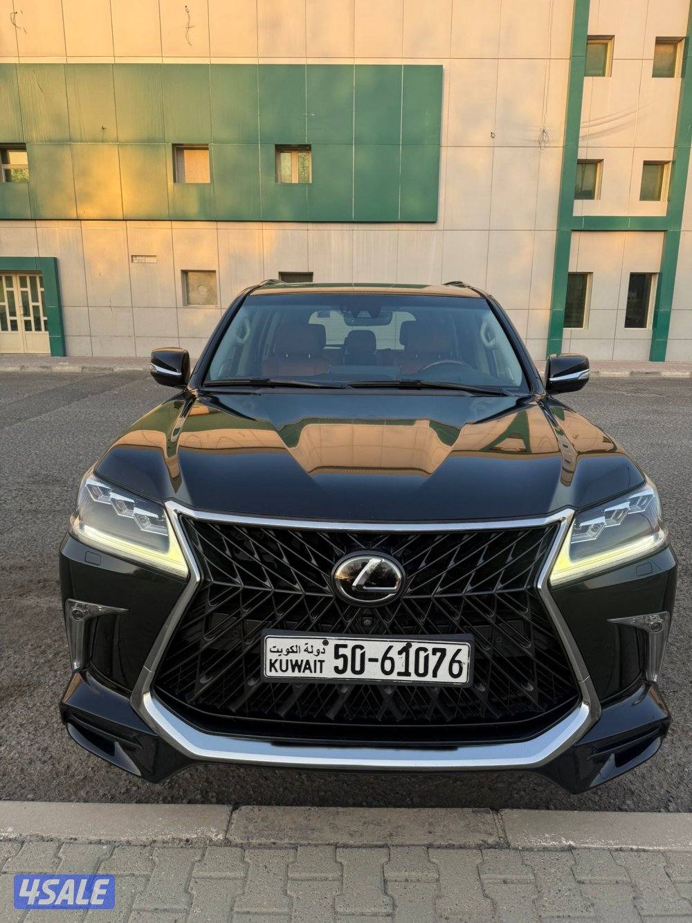 للبيع لكزس lx570- s5