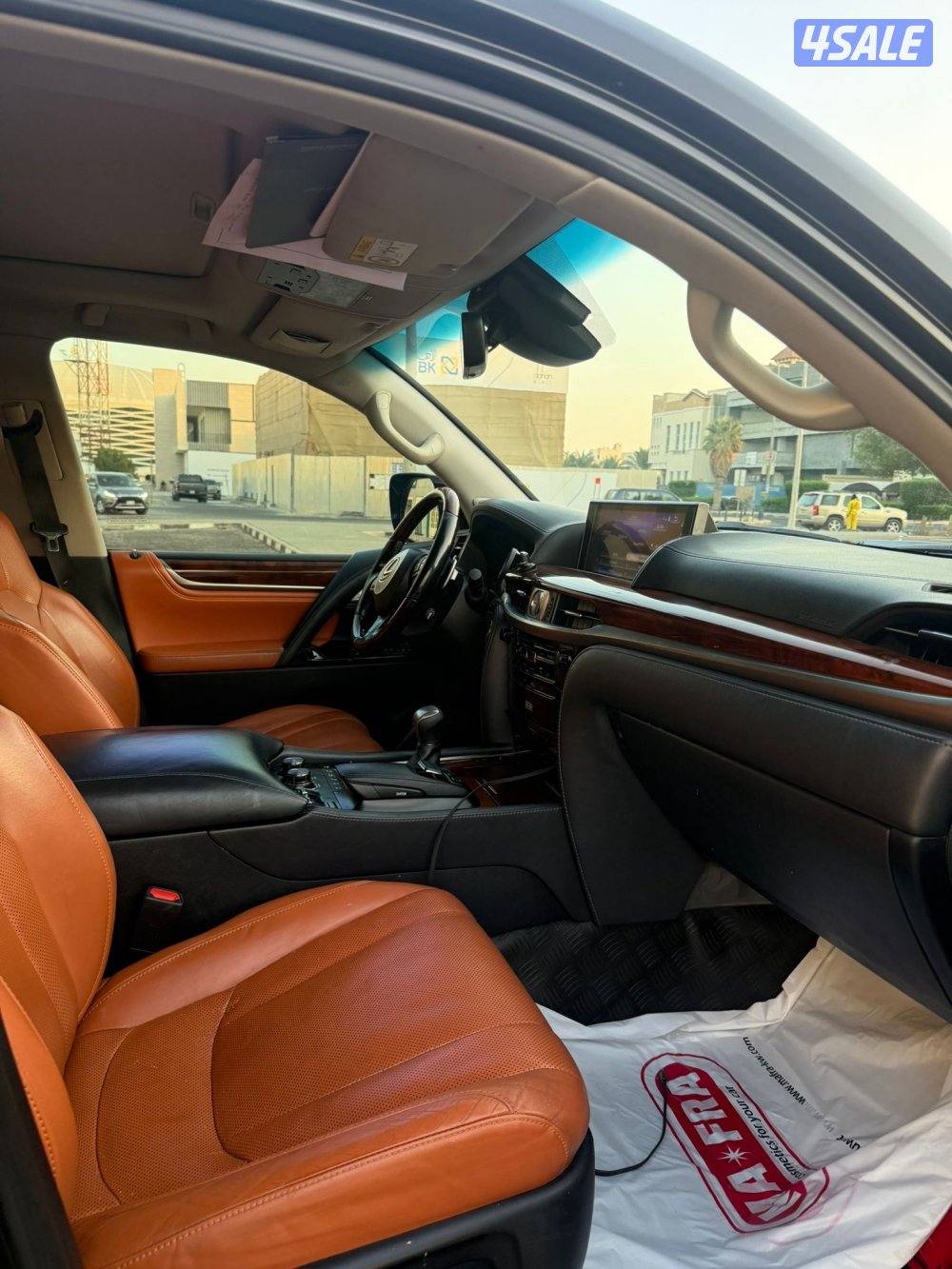 للبيع لكزس lx570- s7