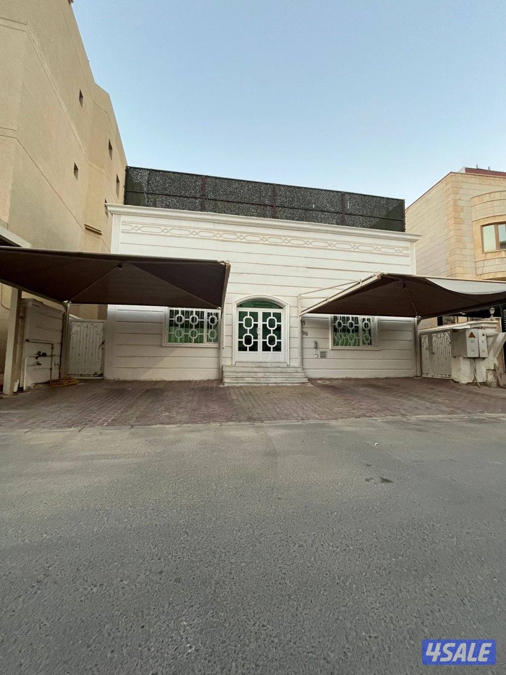 للبيع فيلا بالزهراء0