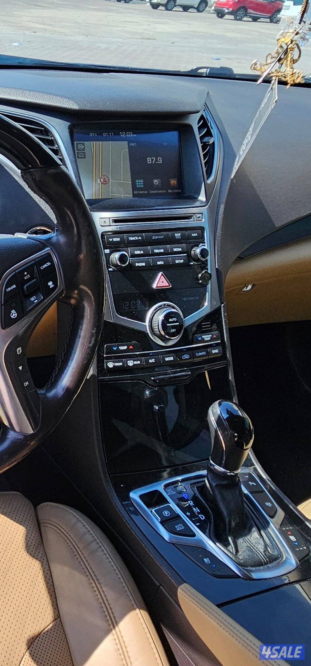 هيونداي ازيرا 2016 اعلى فئة (رادار) شرط الفحص سيرفس وكالة9