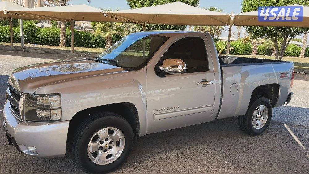 للبيع سلفرادو Z71 موديل 2012 شرط الفحص0