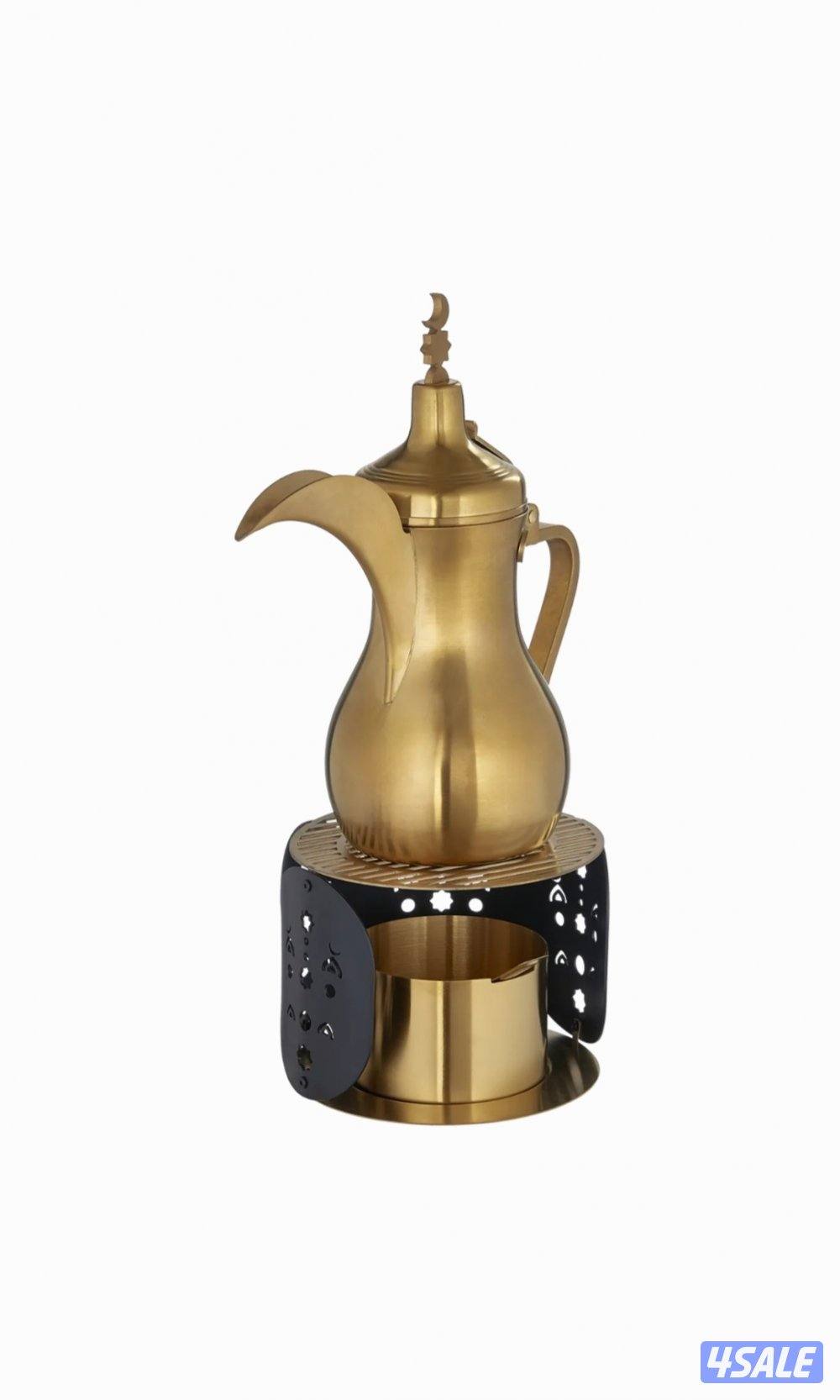 أبيات – دلة الهامة مع حامل ذهبي وأسود – سعة 1 لتر
Abyat – Alhama Dalla2