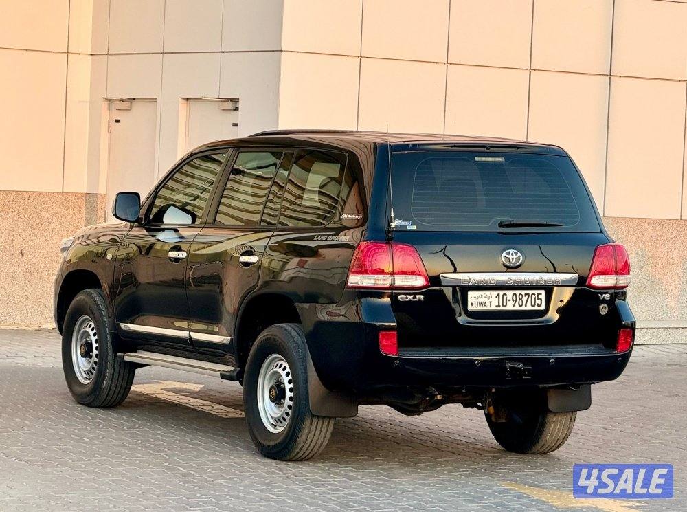 لاند GXR موديل 20112