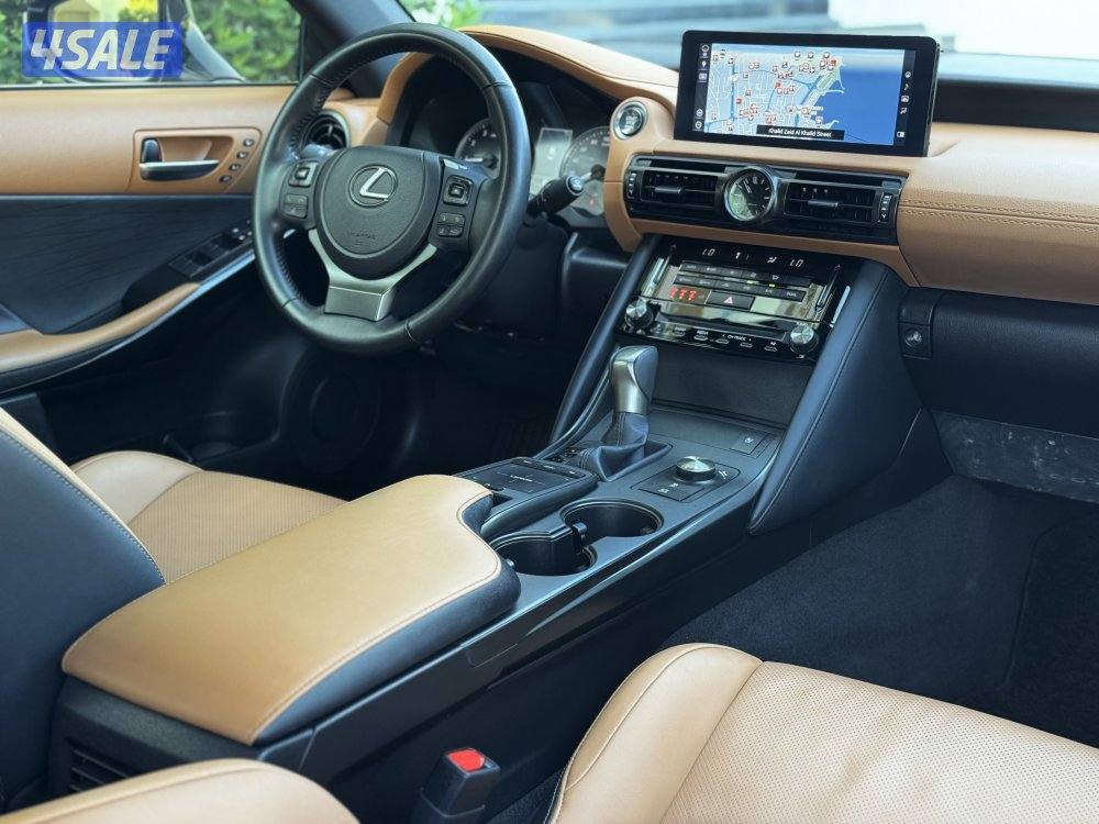 لكزس IS 300 موديل 2023 عداد 34 الدرجة الأولى صبغ وكالة لكجري لاين8