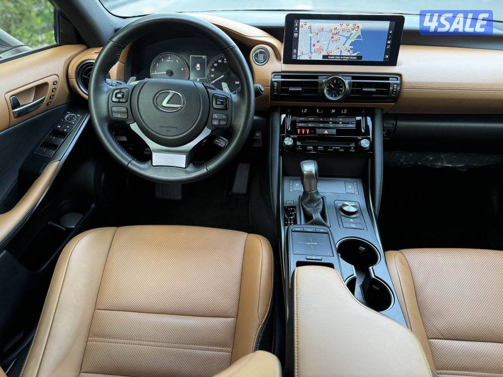 لكزس IS 300 موديل 2023 عداد 34 الدرجة الأولى صبغ وكالة لكجري لاين10