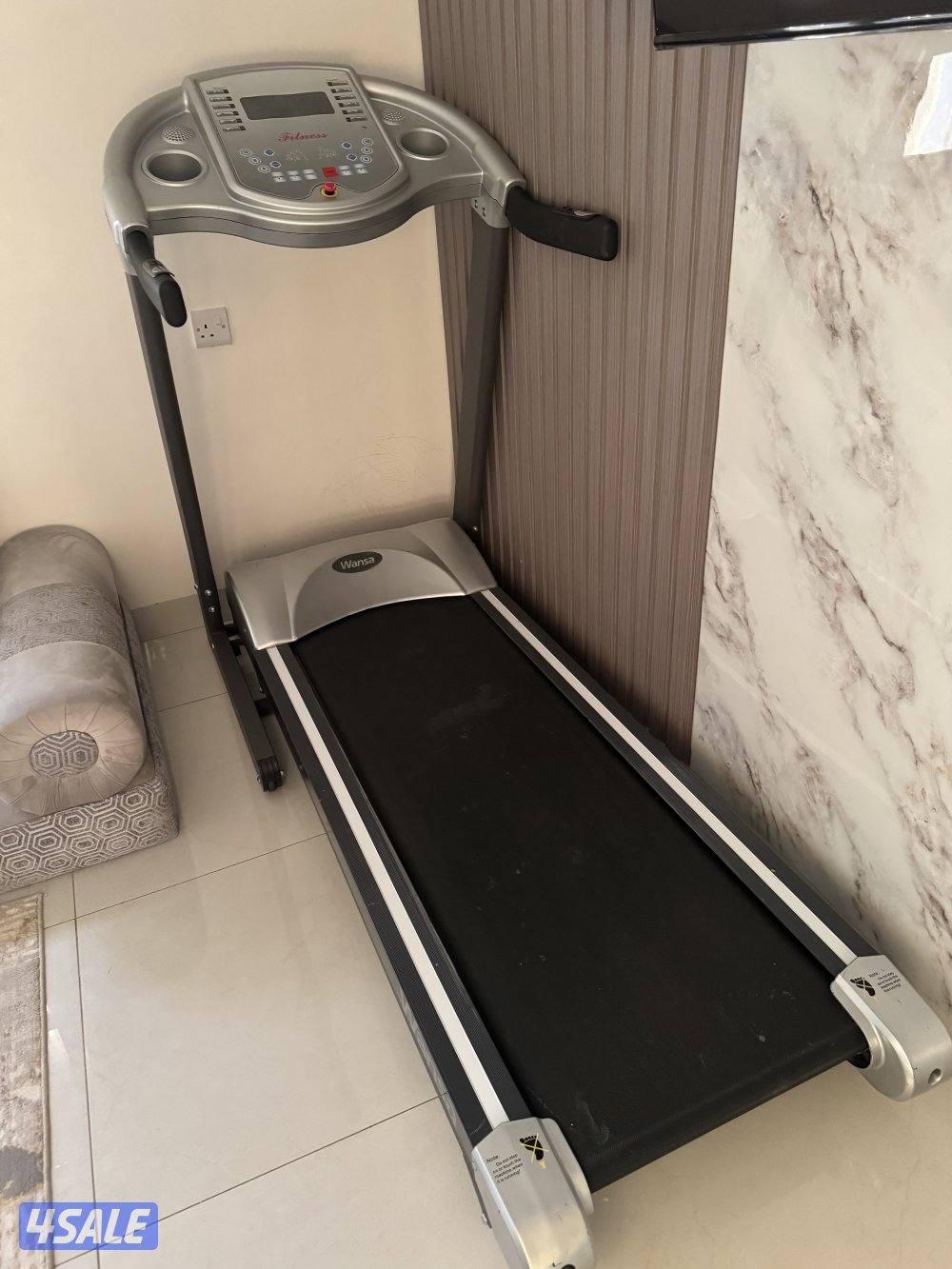 للبيع جهاز جري ( ونسا ) بحالة جيدة2