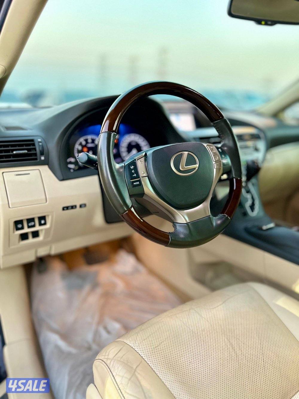 لكزس RX 350 الساير موديل 2015 عداد 1947