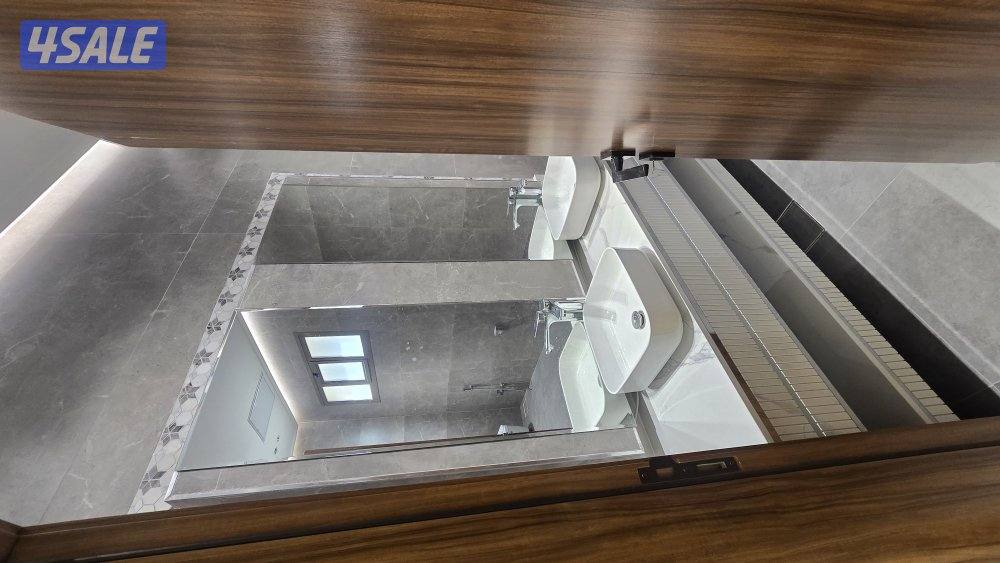 للايجار فيلا vip اول ساكن دورين كل العرفة ماستر وحديقة كبيرة1