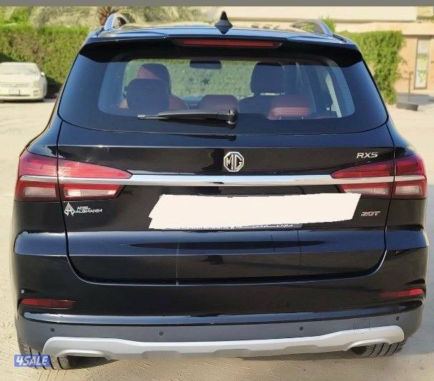 للبيع MG RX5 موديل  2021 عداد  50K / بانوراما / داخليه احمر/ شرط الفحص2