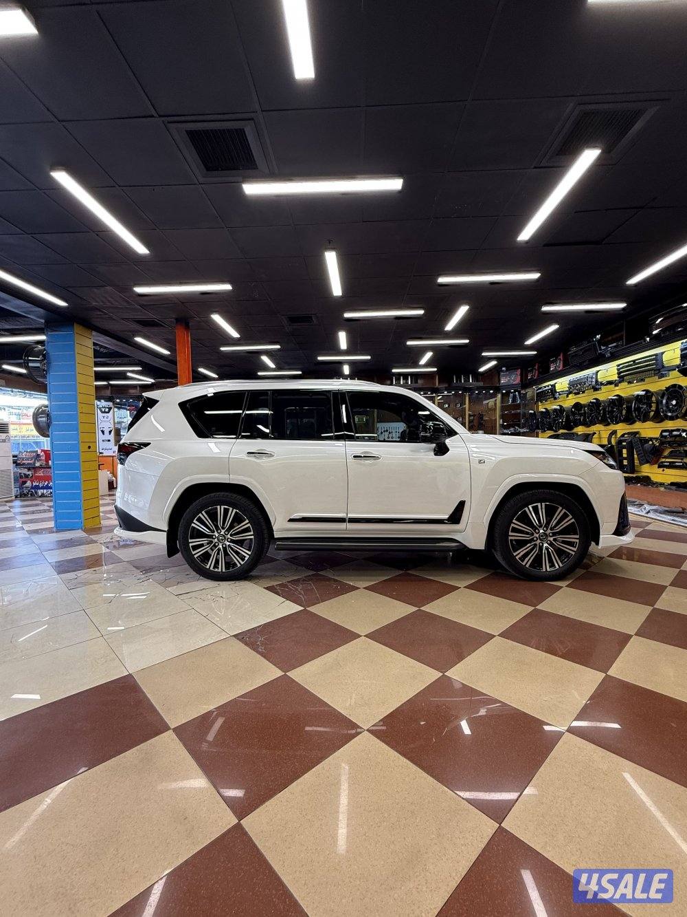 جيب لكزس LX 20255