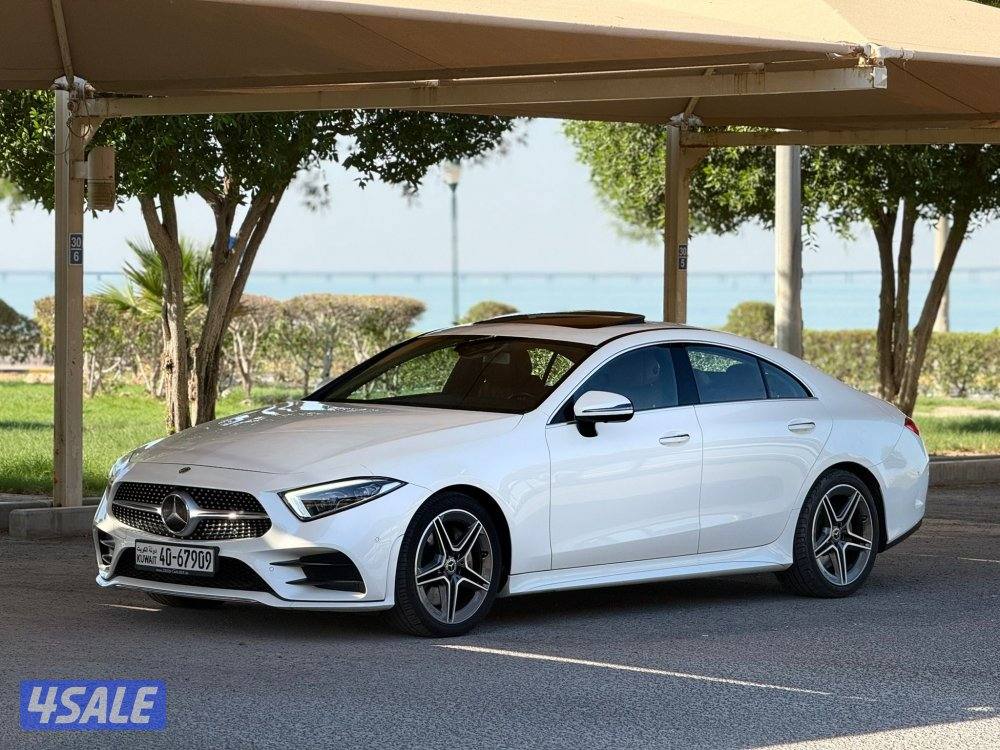 للبيع : مرسيدس CLS 450 موديل : 2019 عداد : 90 الف0