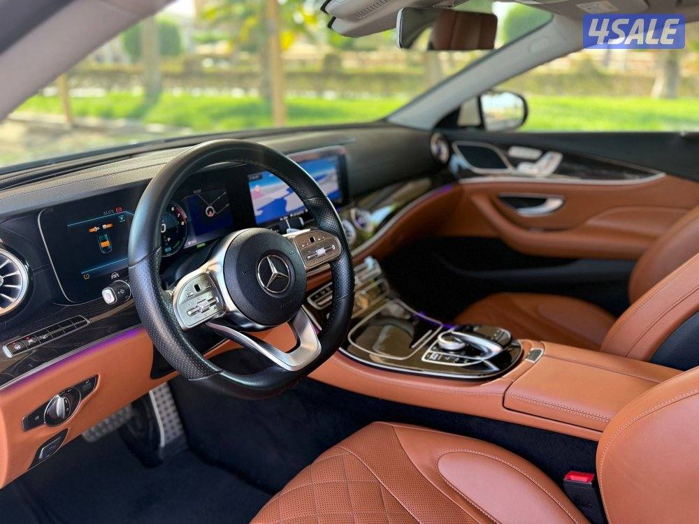 للبيع : مرسيدس CLS 450 موديل : 2019 عداد : 90 الف3