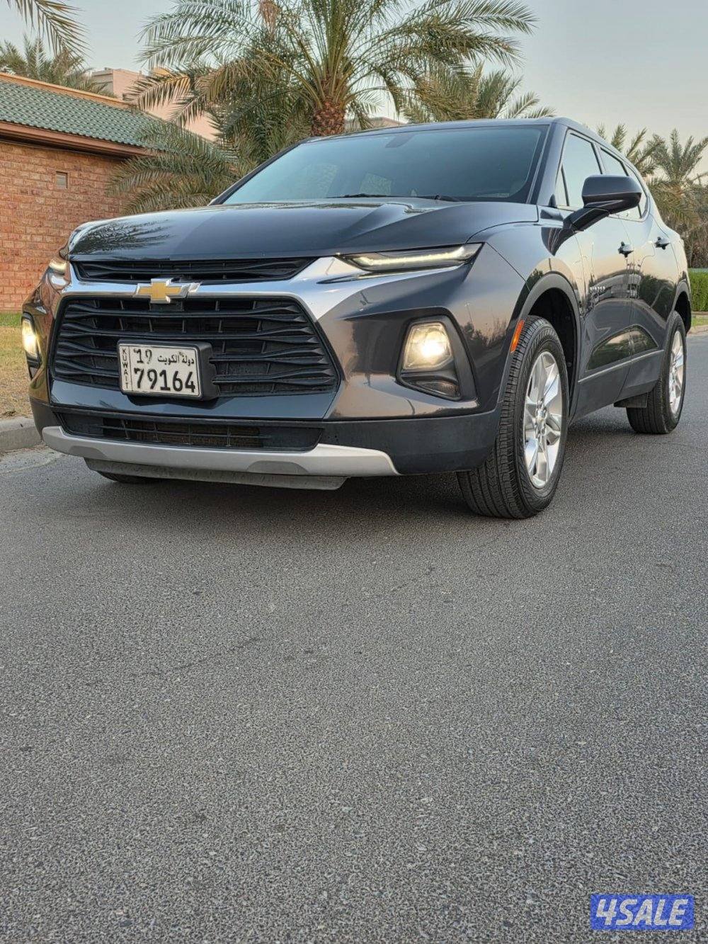 للبيع جيب بليزر 20218